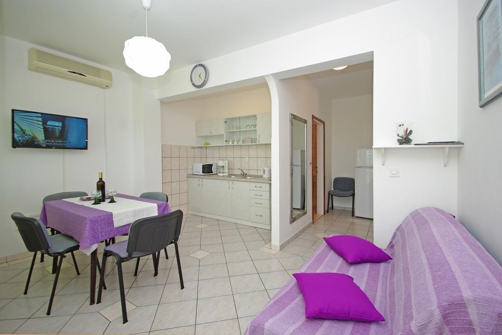 מאקרסקה Apartments Senka מראה חיצוני תמונה
